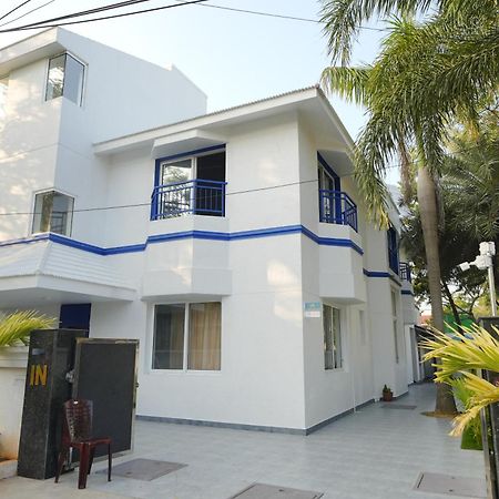 Bay Breeze Suites Csennai Kültér fotó