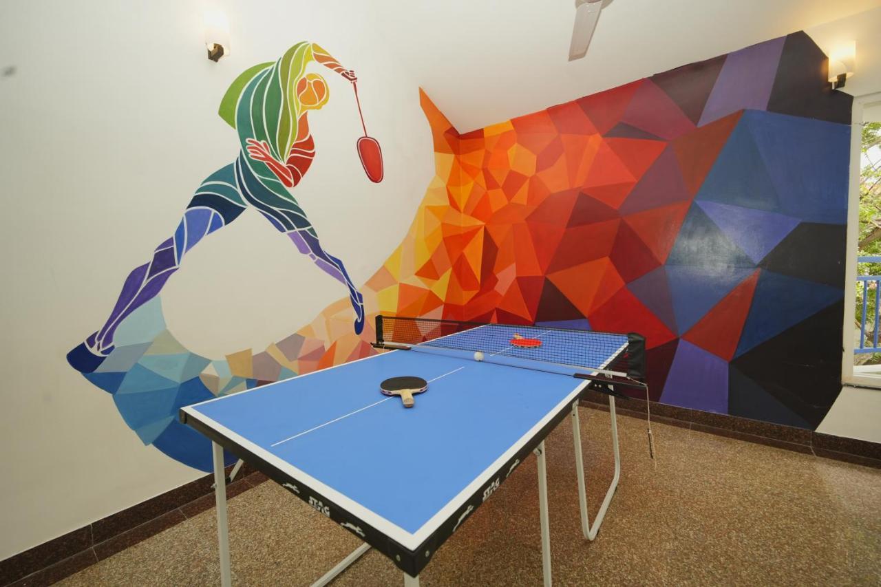 Bay Breeze Suites Csennai Kültér fotó