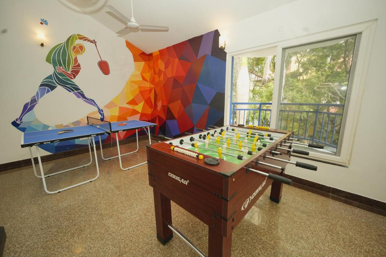 Bay Breeze Suites Csennai Kültér fotó