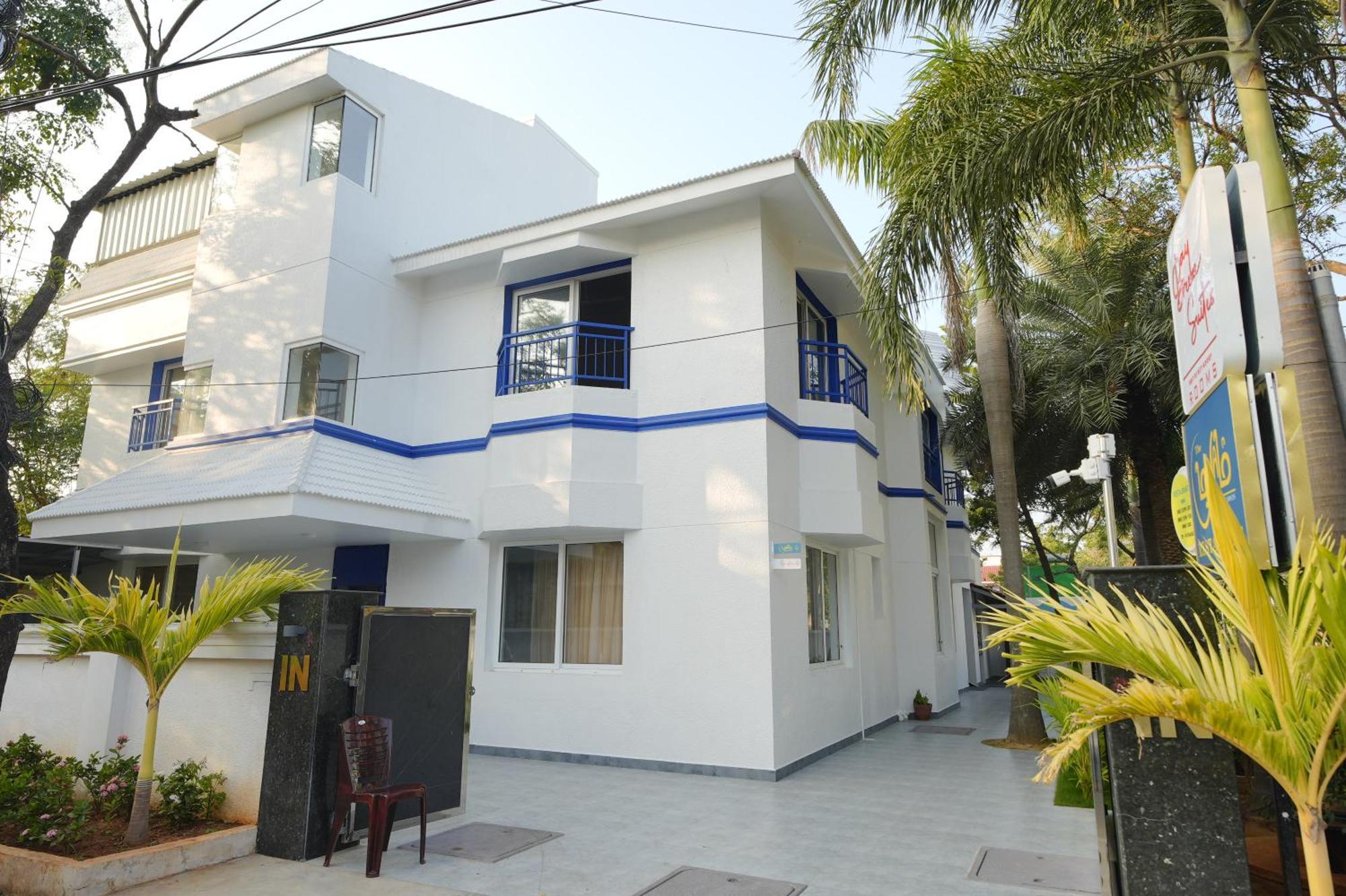 Bay Breeze Suites Csennai Kültér fotó